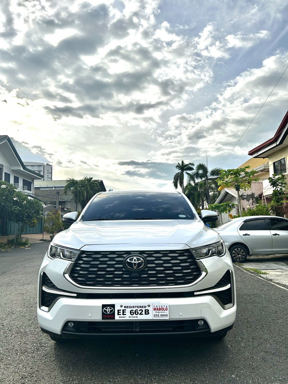 Toyota Zenix Q