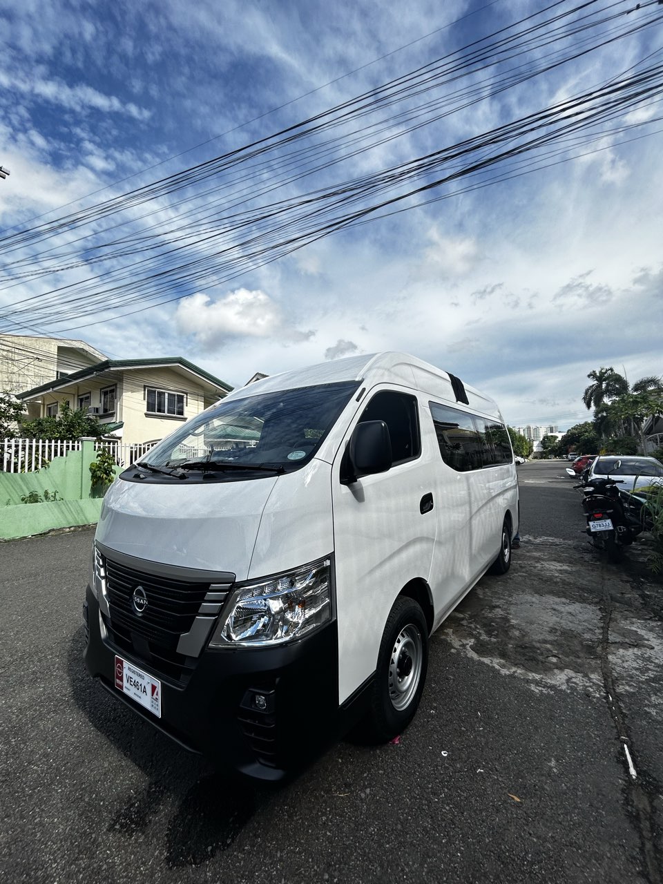 Nissan Urvan Highroof